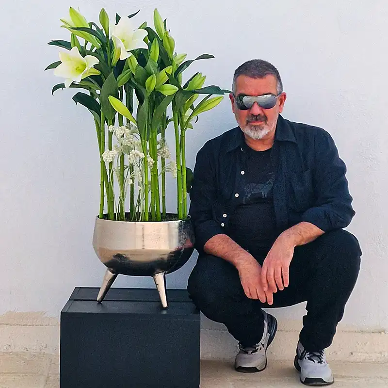 Marios Vallianos’ Uplifting Design Experience With Three Bredefleur Lilies