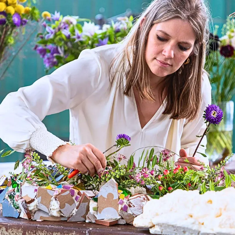 Marginpar flowers embellish Samantha Wilhelm's masterpiece inspired by Antoni Gaudí’s Art Nouveau architectural designs.